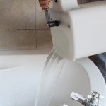 Emptying the vacuum tank